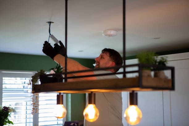 Best Emergency Electrical Repair  in Coralville, IA